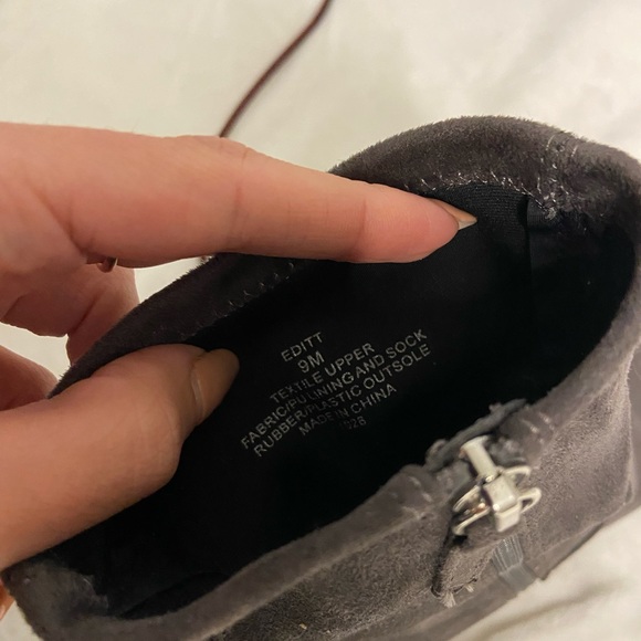 Grey suede sock booties - Picture 4 of 4